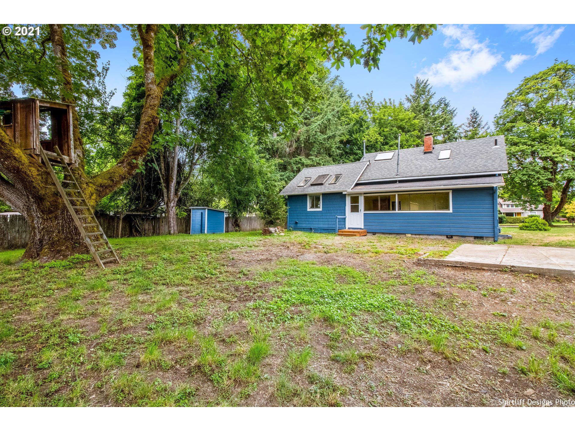 34118 Seavey Loop Road Eugene, OR 97405 - Photo 22 of 32
