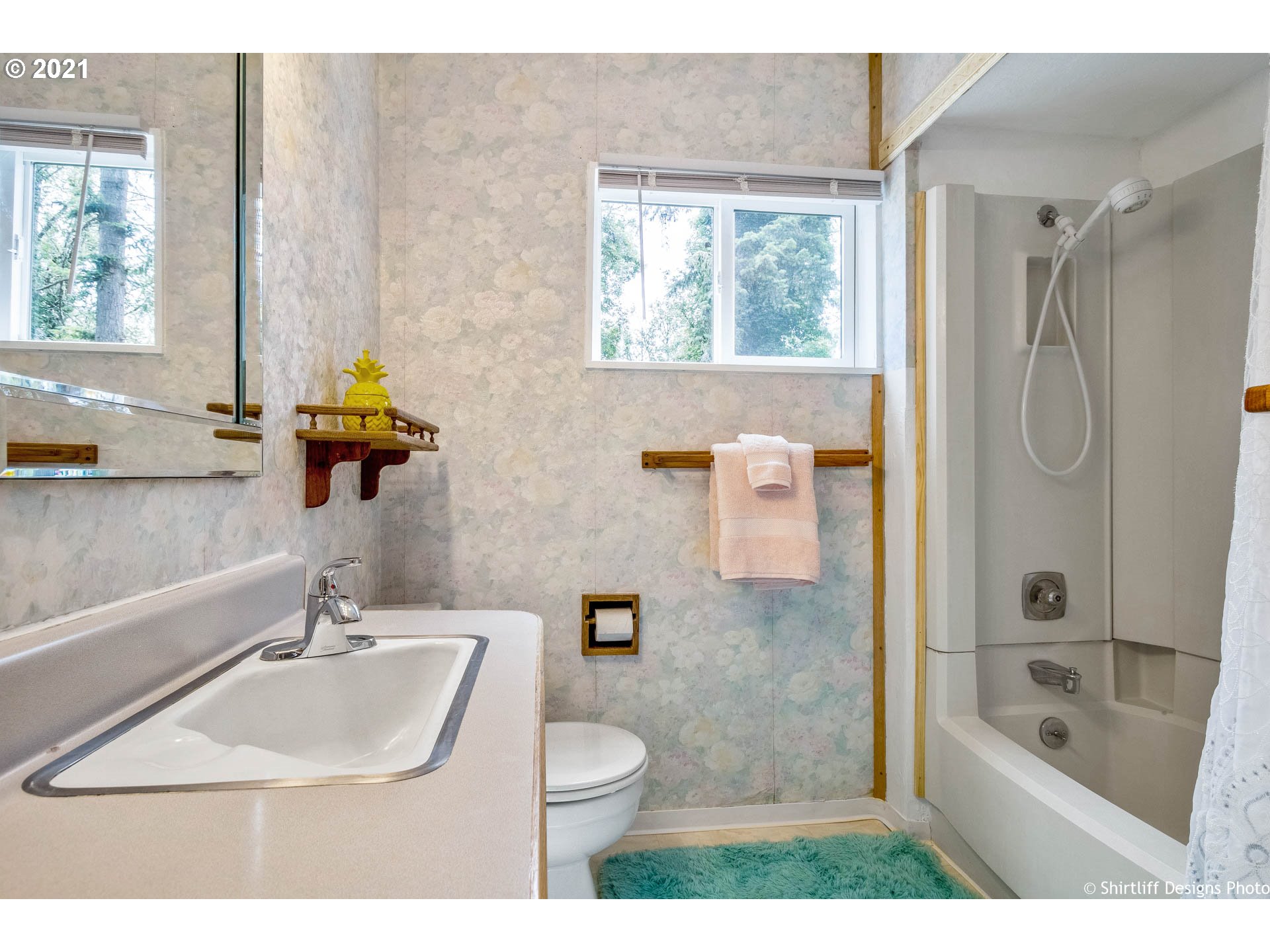 34118 Seavey Loop Road Eugene, OR 97405 - Photo 10 of 32