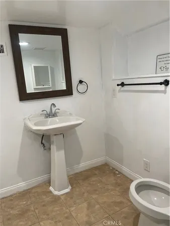$2,300 | 29392 Lakeview Drive, Cedar Glen, CA 92321