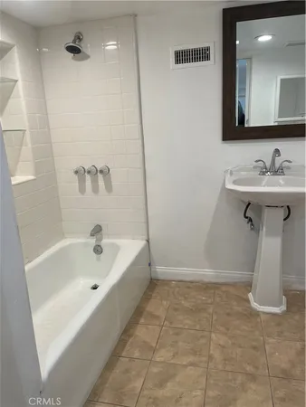 $2,300 | 29392 Lakeview Drive, Cedar Glen, CA 92321