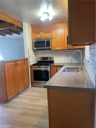$2,100 | 29392 Lakeview Drive, Cedar Glen, CA 92321