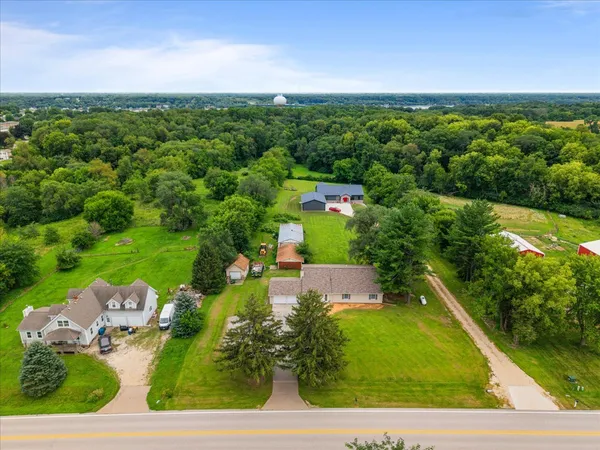 $499,000 | 1610 Wisconsin Street, Le Claire, IA 52753