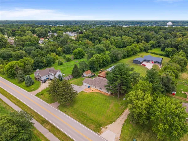 $499,000 | 1610 Wisconsin Street, Le Claire, IA 52753