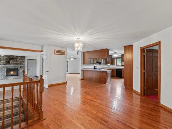 $499,000 | 1610 Wisconsin Street, Le Claire, IA 52753