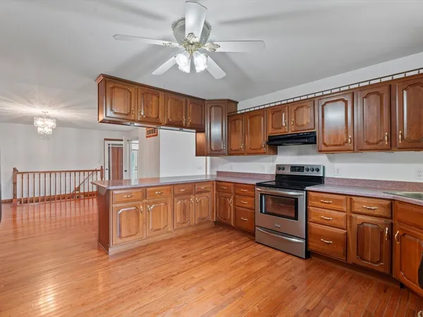$499,000 | 1610 Wisconsin Street, Le Claire, IA 52753