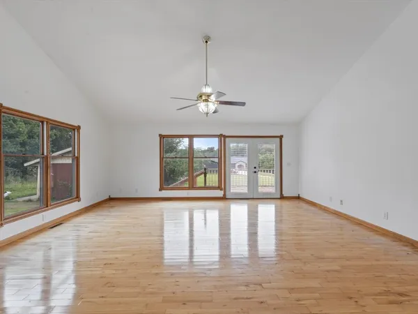 $499,000 | 1610 Wisconsin Street, Le Claire, IA 52753