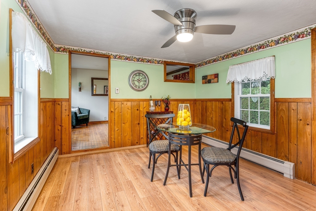 27 Jordan Street Springfield, MA 01129 - Photo 13 of 36