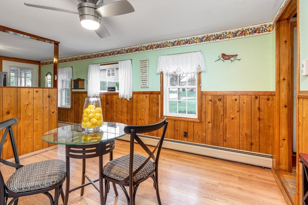 27 Jordan Street Springfield, MA 01129 - Photo 14 of 36