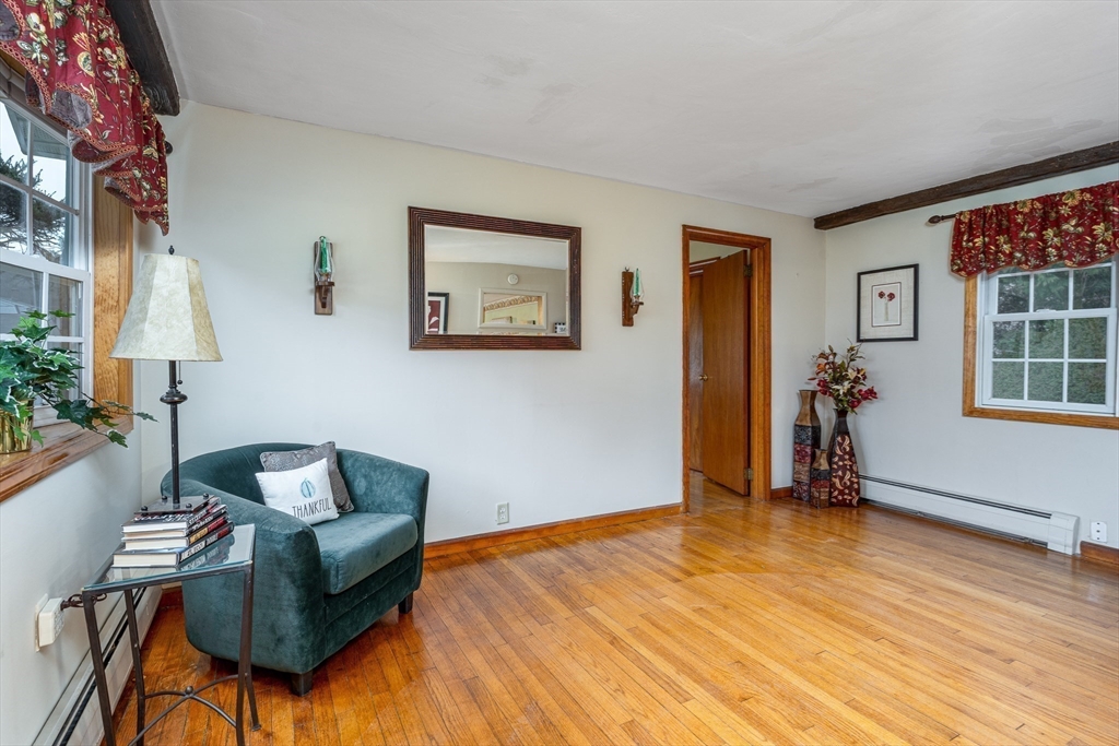 27 Jordan Street Springfield, MA 01129 - Photo 18 of 36