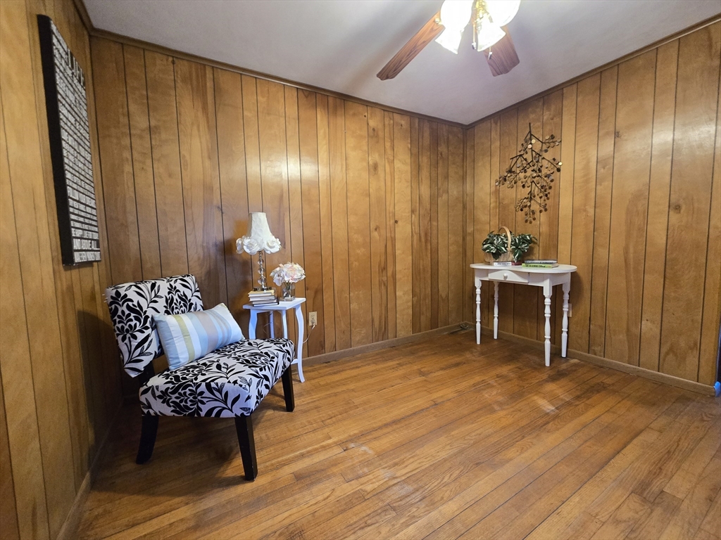 27 Jordan Street Springfield, MA 01129 - Photo 24 of 36