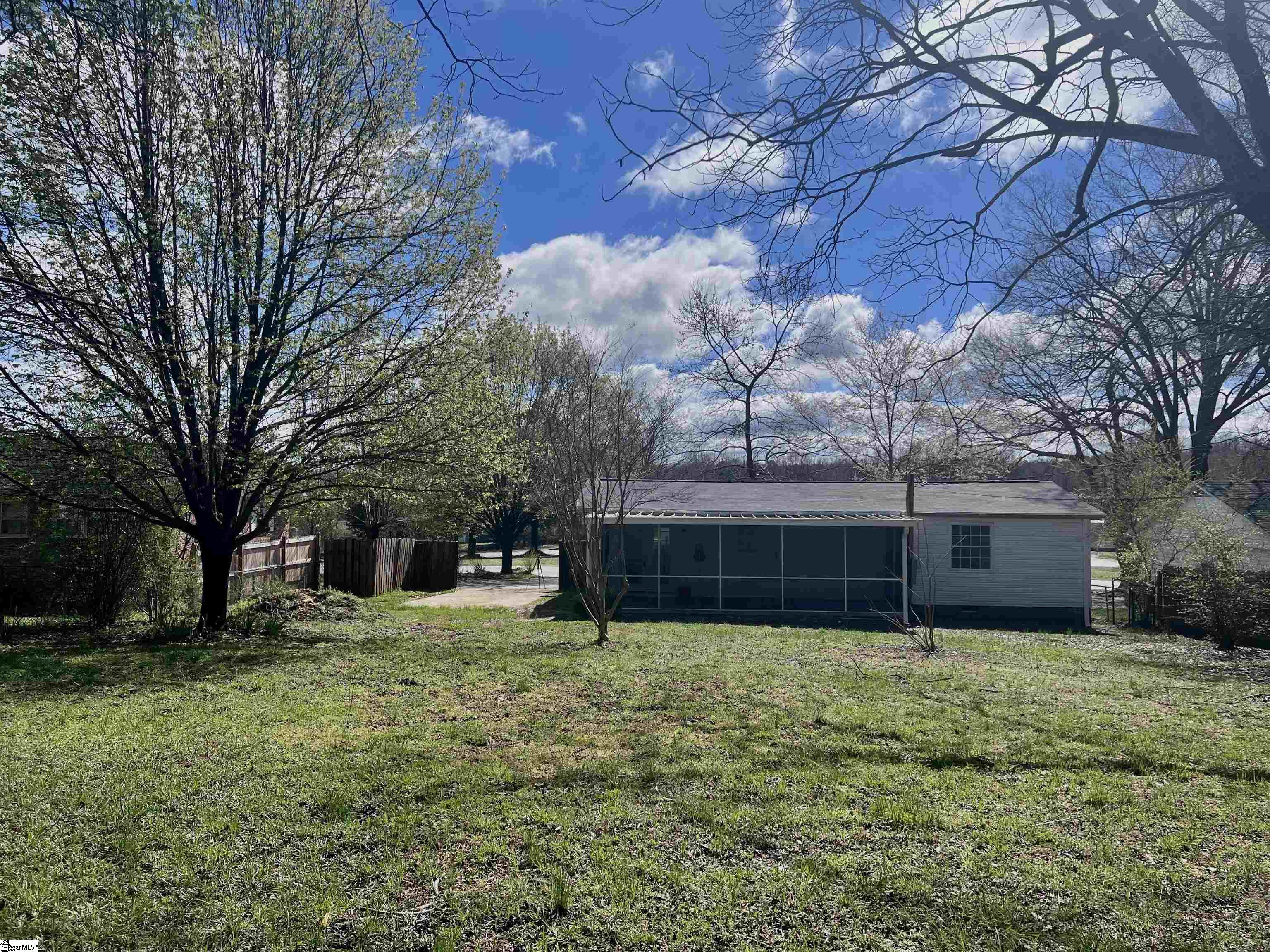 811 Hellams Street Fountain Inn, SC 29644 - Photo 32 of 34 Gallery Image 32