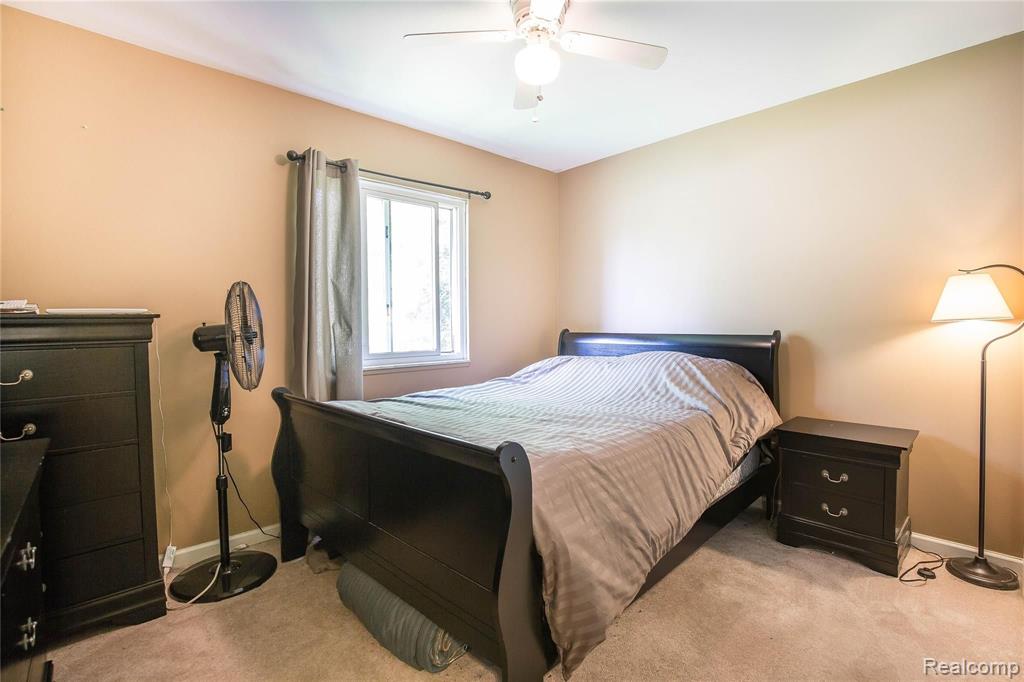 2695 Emmons Avenue Rochester Hills, MI 48307 - Photo 9 of 16