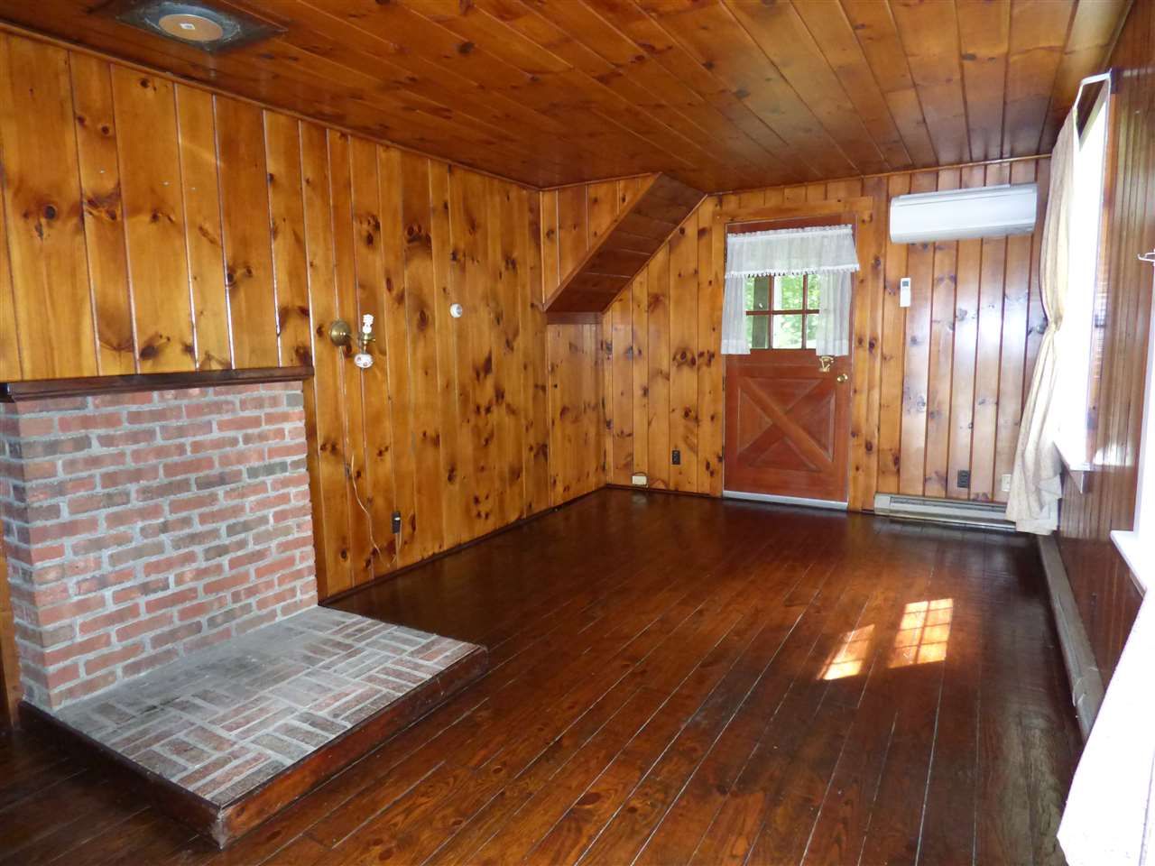 474 Chester Hill Road Grafton, VT 05146 - Photo 5 of 17 Gallery Image 5