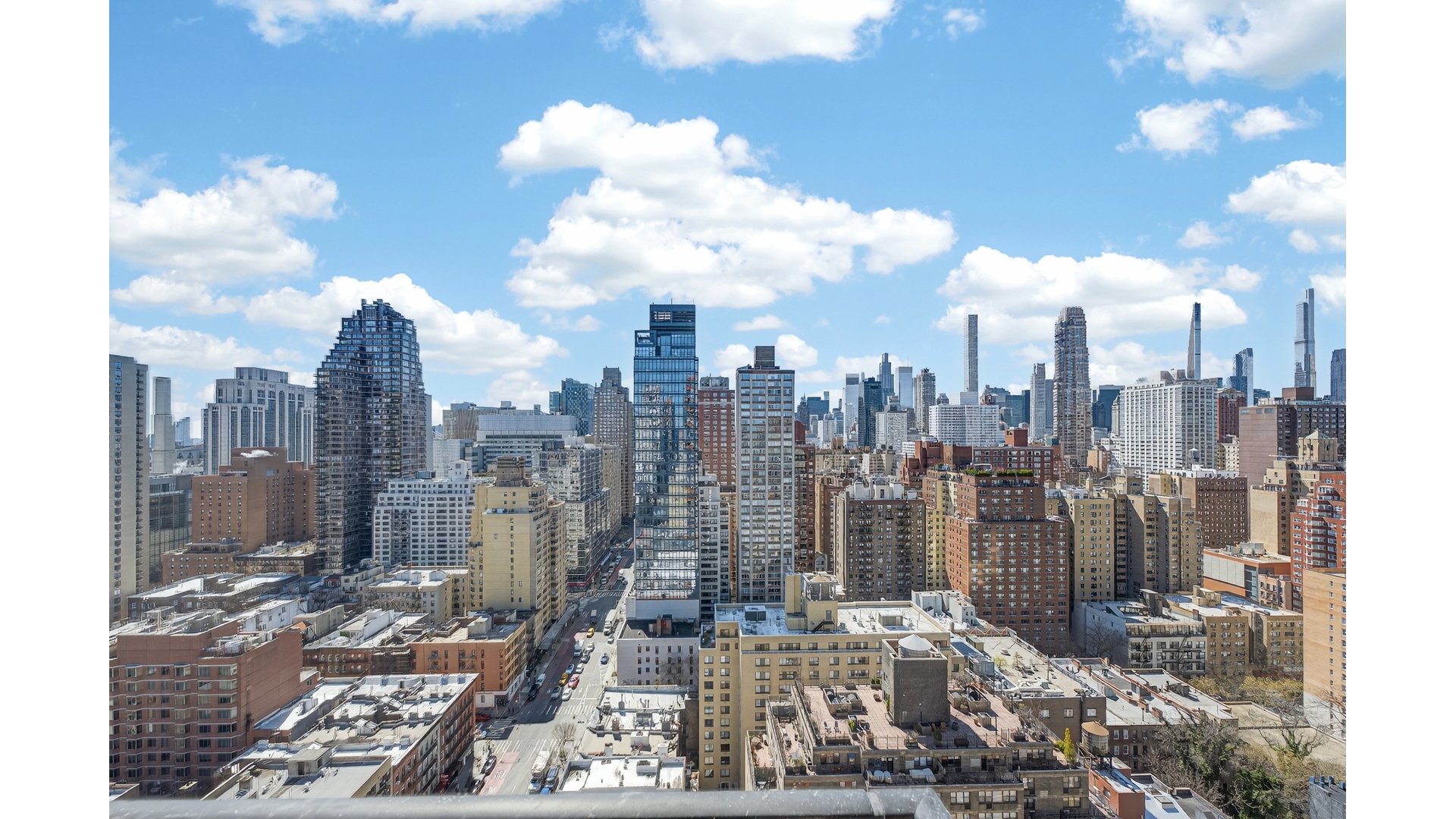 330 East 75th Street, Unit 28BC Manhattan, NY 10021 - Photo 2 of 17 a view of a city with tall buildings