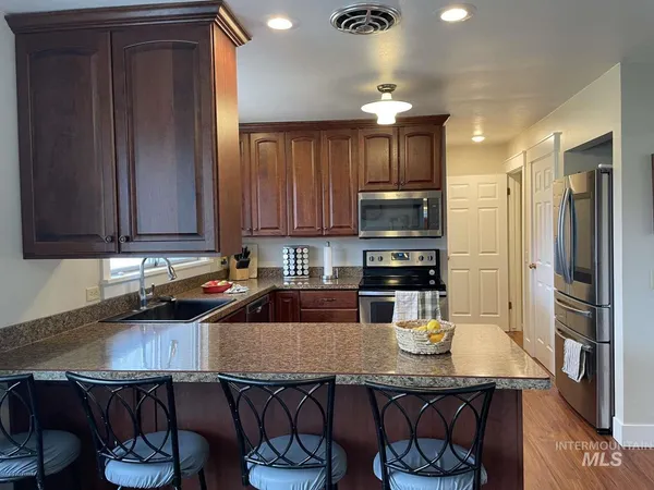 $530,000 | 2616 Burton Avenue, Burley, ID 83318