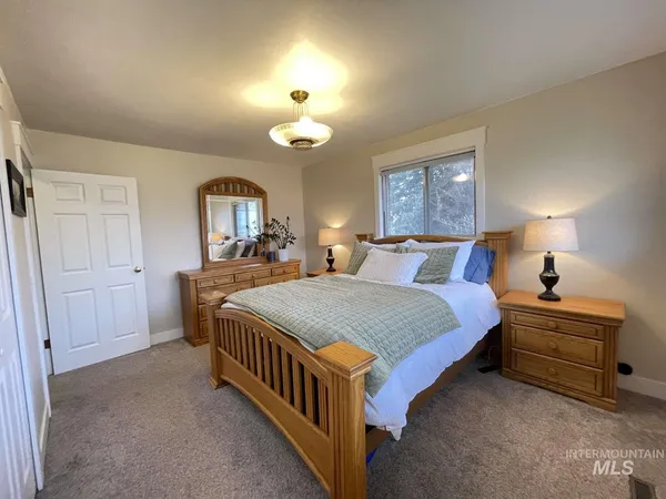 $530,000 | 2616 Burton Avenue, Burley, ID 83318