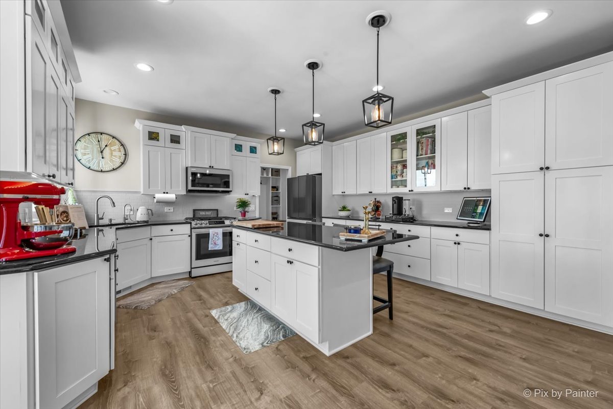 7002 Prairie Drive Spring Grove, IL 60081 - Photo 23 of 84 Gallery Image 23