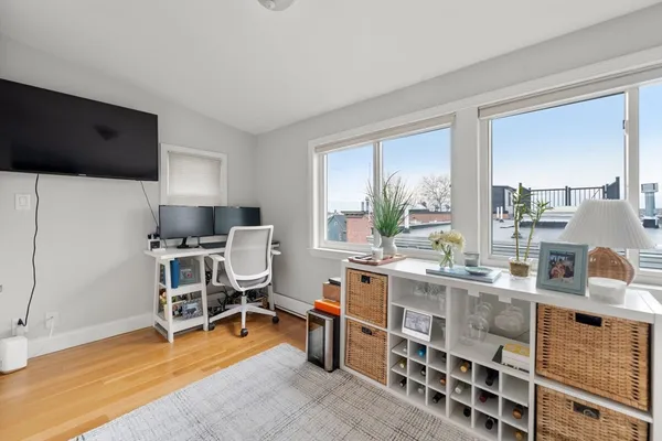 $3,300 | 695 East 8th Street, Unit 3, Boston, MA 02127