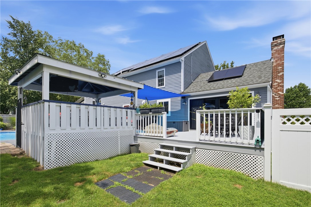 83 Fairhaven Road Cumberland, RI 02864 - Photo 34 of 50