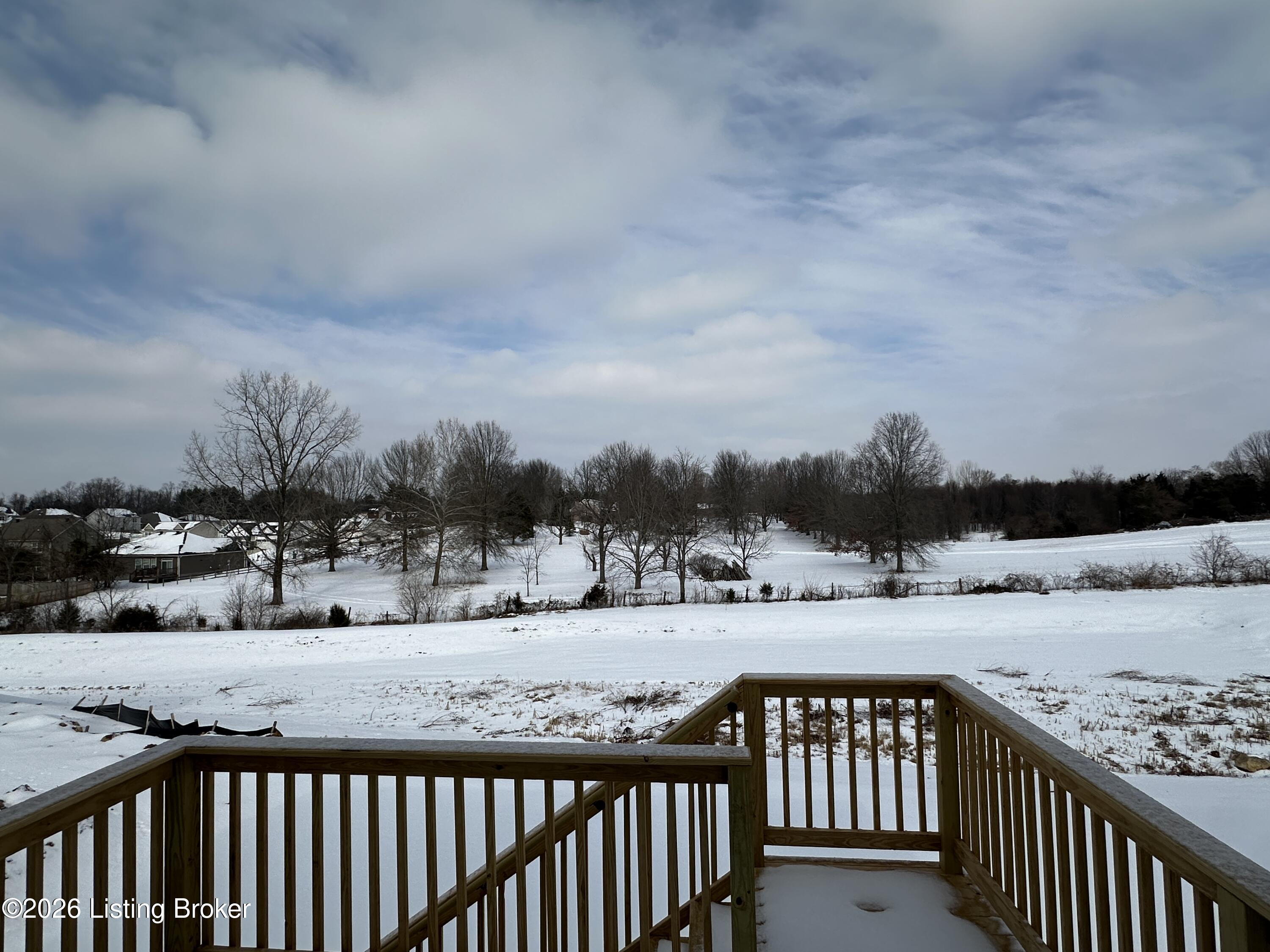 8307 Fairmount Road Louisville, KY 40291 - Photo 26 of 46 Back Deck