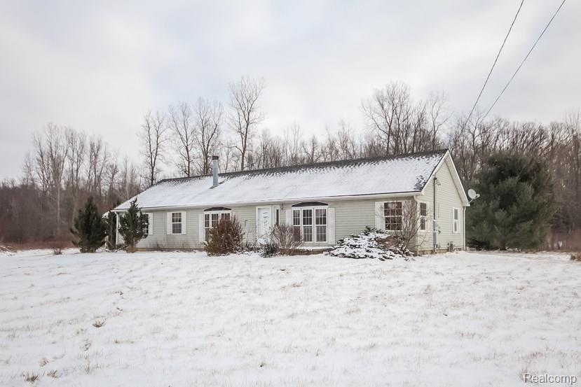 22751 Sherwood Road Belleville, MI 48111 - Photo 2 of 16 C:\Users\vermanis\Desktop\7090083564\2293854-830w553h.jpg