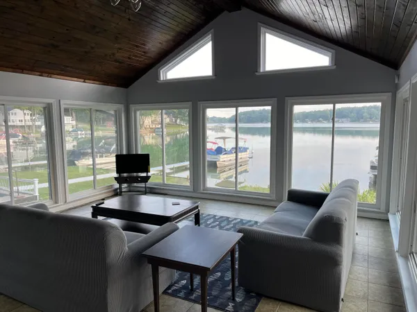 $309,900 | 9222 Beech Drive, Reading, MI 49274