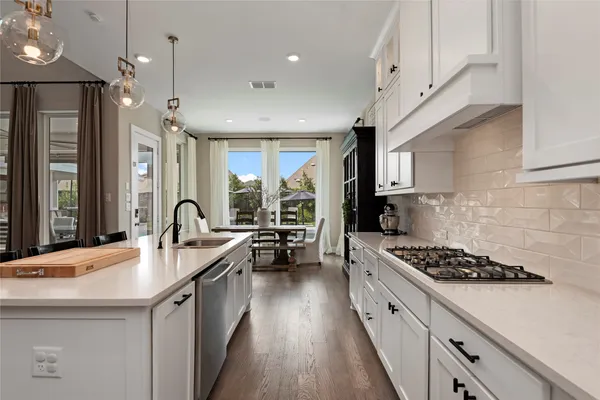 $1,125,000 | 25007 Heather Glade Trail, Tomball, TX 77375