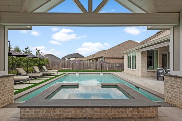 $1,125,000 | 25007 Heather Glade Trail, Tomball, TX 77375