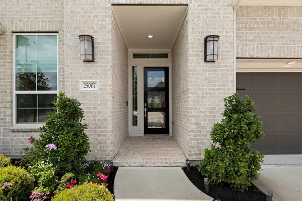 $1,125,000 | 25007 Heather Glade Trail, Tomball, TX 77375