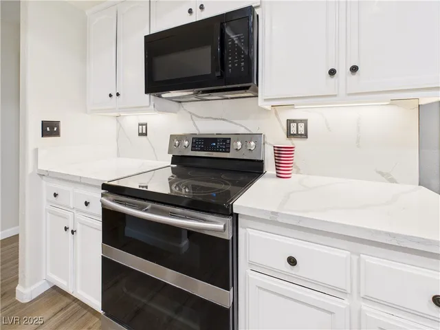 $529,900 | 3051 Rainbow Avenue, Pahrump, NV 89048