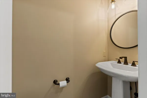 $410,000 | 116 Greenview Drive, Lancaster, PA 17601