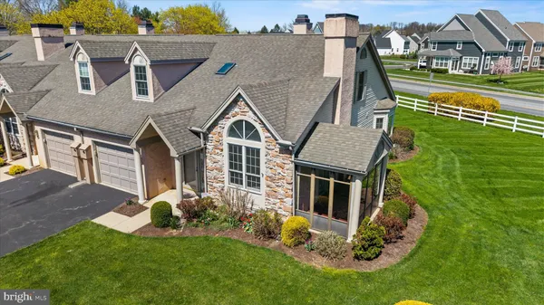 $410,000 | 116 Greenview Drive, Lancaster, PA 17601