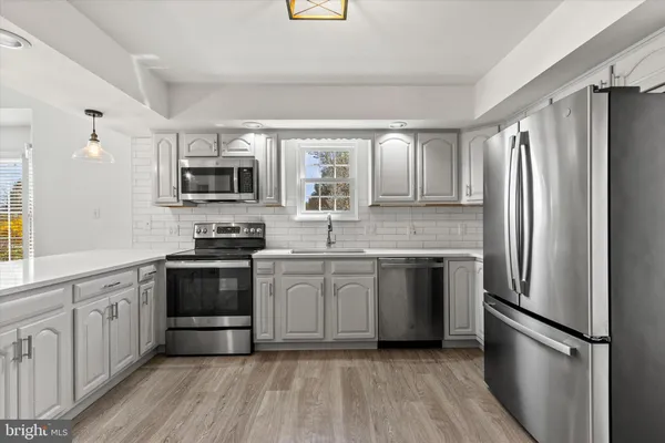 $410,000 | 116 Greenview Drive, Lancaster, PA 17601