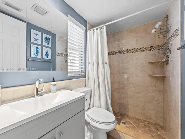 $2,975 | 40 High Point Road, Unit D102, Tavernier, FL 33070