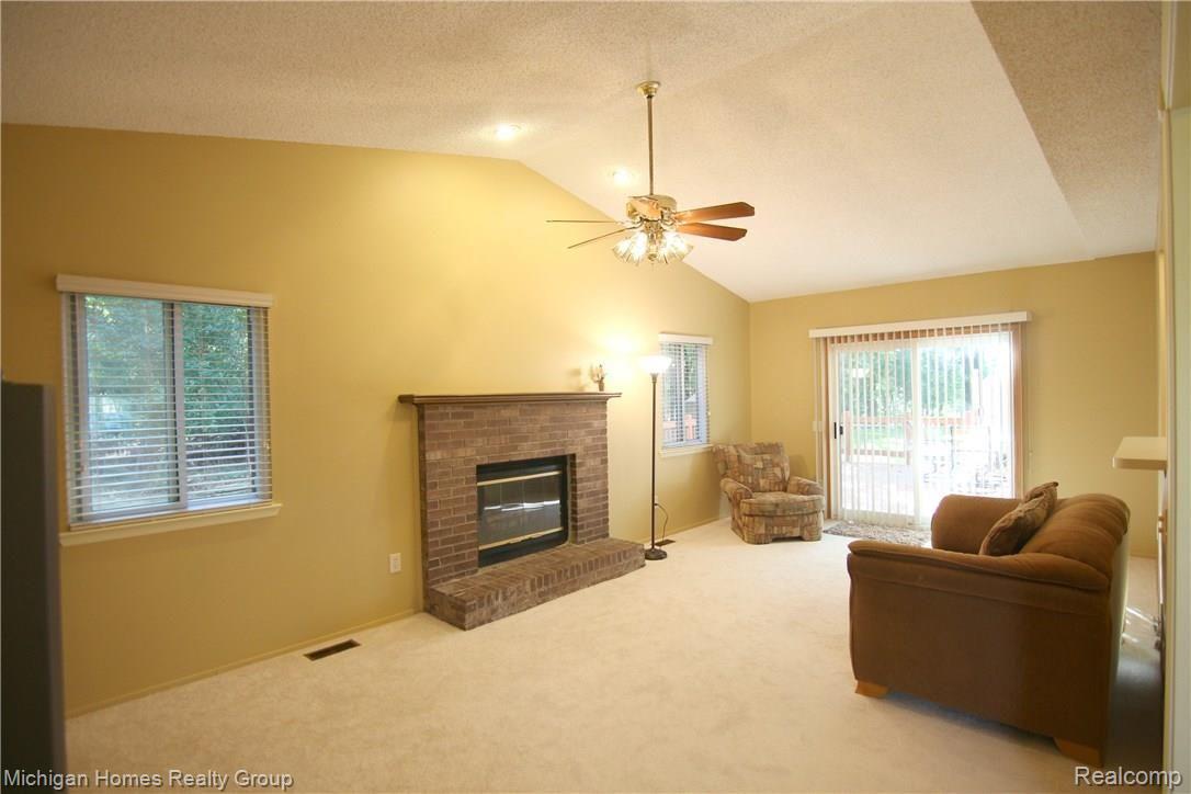 1410 Omega Road Walled Lake, MI 48390 - Photo 7 of 23 Omega Rd Great Room.jpg