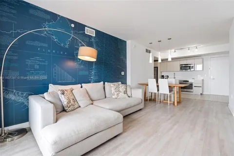 $455,000 | 2602 East Hallandale Beach Boulevard, Unit R1105, Hallandale Beach, FL 33009