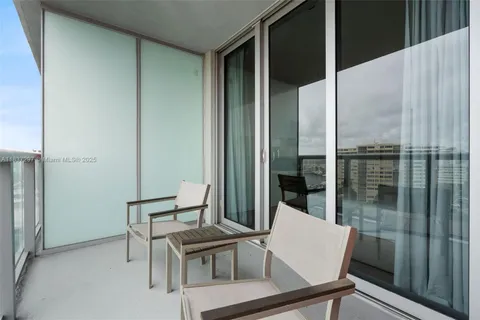 $455,000 | 2602 East Hallandale Beach Boulevard, Unit R1105, Hallandale Beach, FL 33009