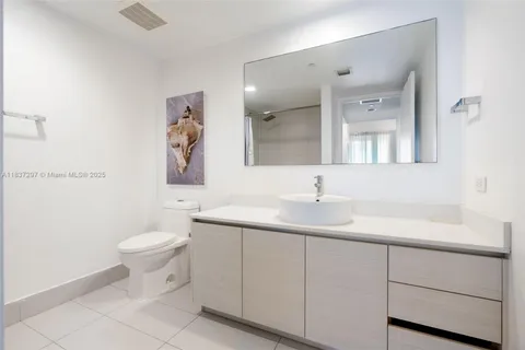 $455,000 | 2602 East Hallandale Beach Boulevard, Unit R1105, Hallandale Beach, FL 33009