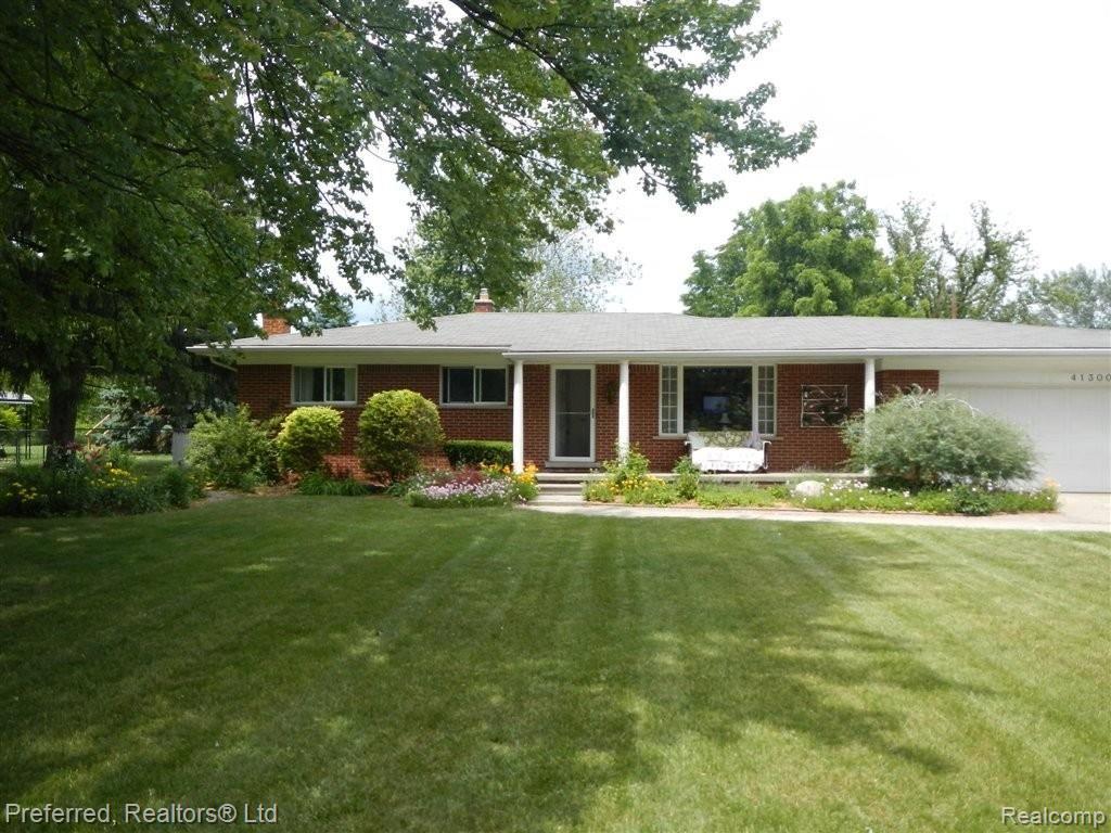 41300 Cherry Hill Road Canton, MI 48187 - Photo 1 of 25 2012-06-05 13.19.15.jpg