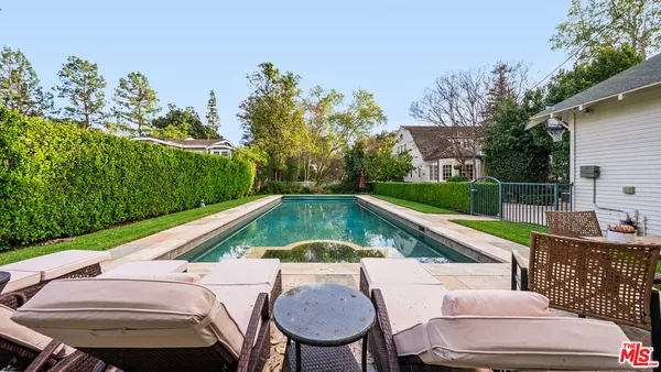 $12,500 | 1625 Opechee Way, Glendale, CA 91208