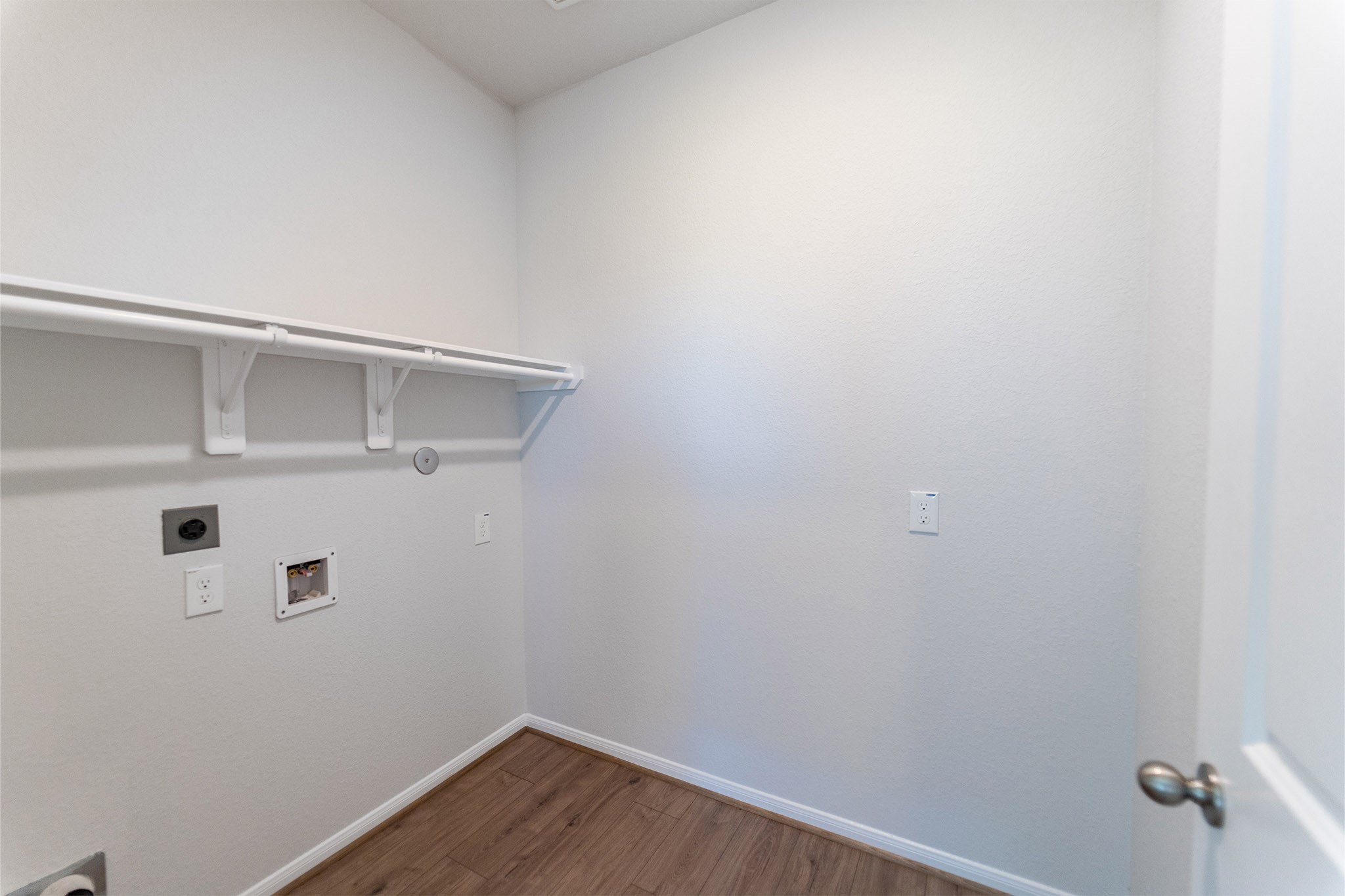 418 Hazy Meadows Drive Beasley, TX 77417 - Photo 13 of 17 a view of a hallway