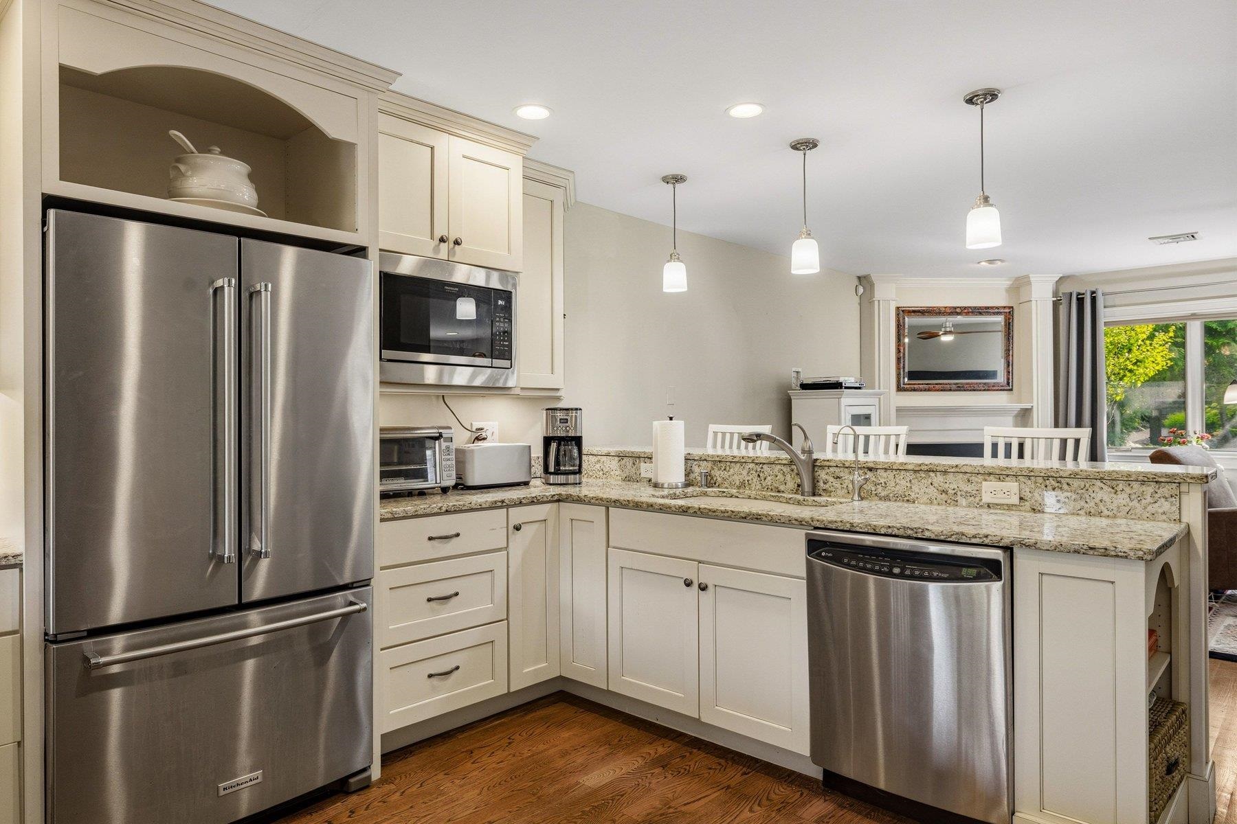 229 Cushing Road Newmarket, NH 03857 - Photo 6 of 46 Gallery Image 6