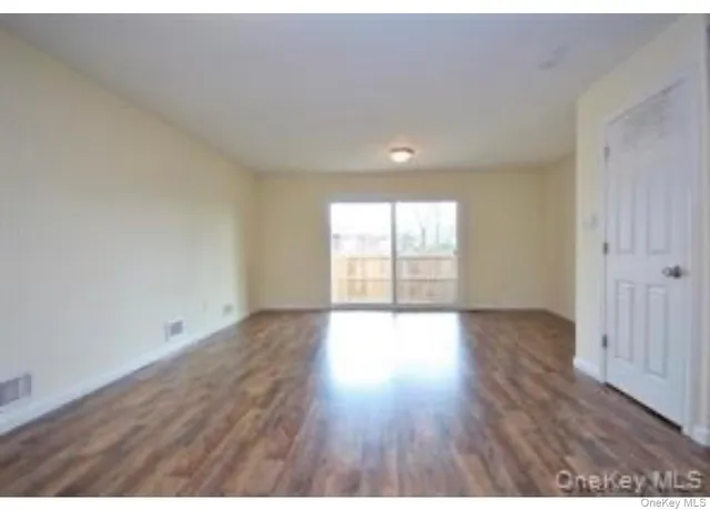 wooden floor in an empty room with wooden floor