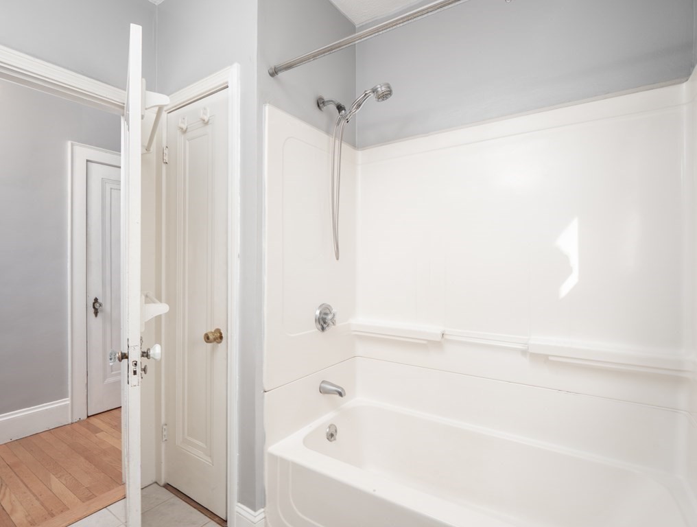 15 Linden Road Peabody, MA 01960 - Photo 23 of 33 Gallery Image 23