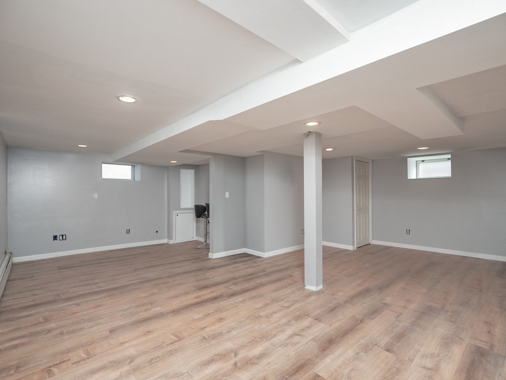 15 Linden Road Peabody, MA 01960 - Photo 27 of 33 Gallery Image 27