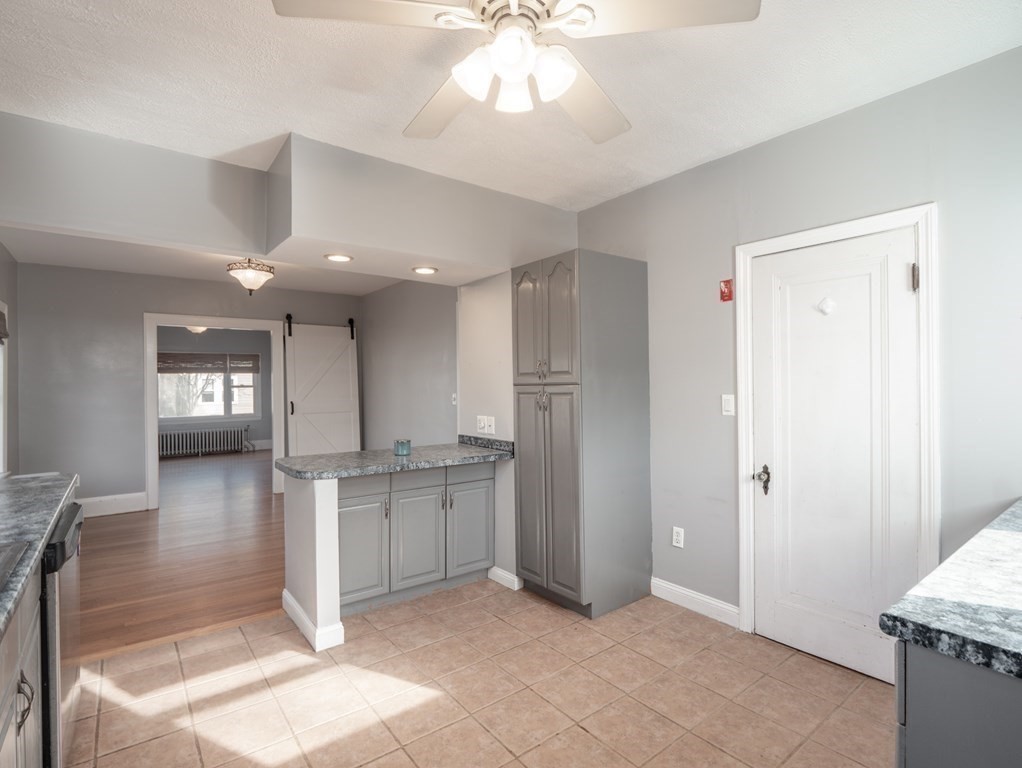 15 Linden Road Peabody, MA 01960 - Photo 8 of 33 Gallery Image 8