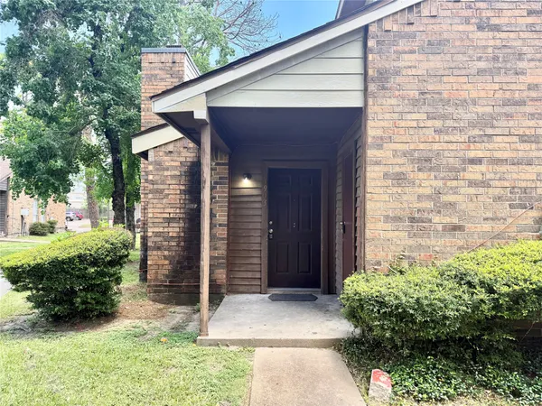 $1,400 | 7200 West T C Jester Boulevard, Unit 3903, Houston, TX 77088