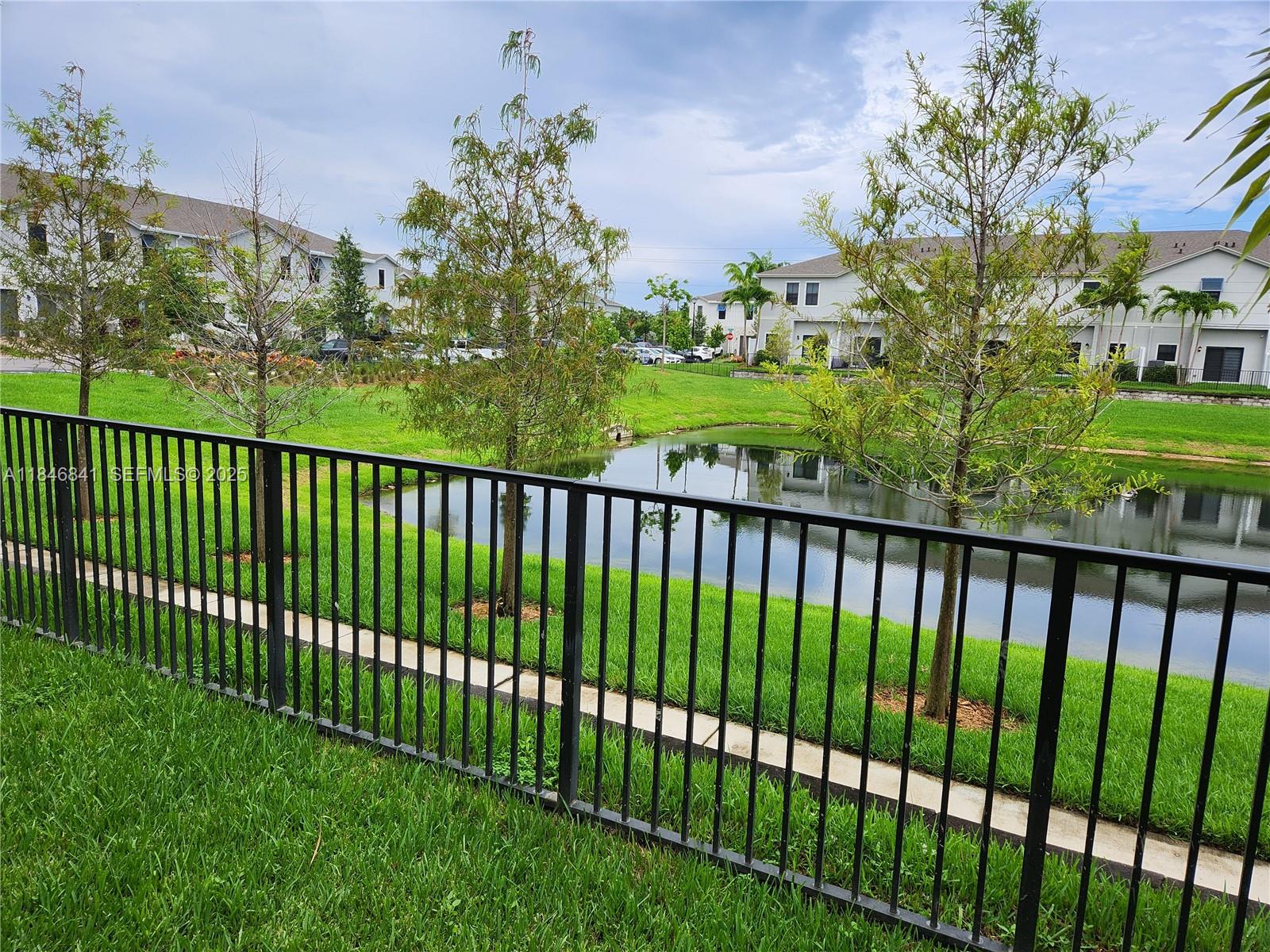 880 Northwest 3rd Way, Unit 880 Pompano Beach, FL 33060 - Photo 11 of 34