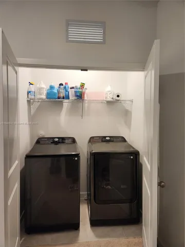 a close view of stove top oven