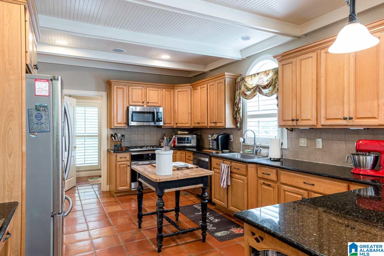 808 Park View Circle Birmingham, AL 35242 - Photo 9 of 50